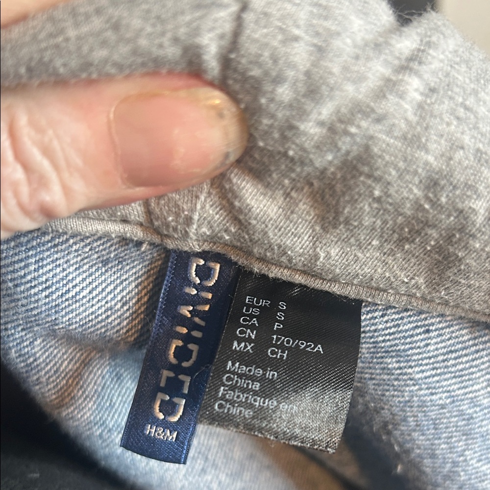 Divided Two-Tone Light Blue Denim Jacket with Gray Hoodie Sleeves - Picture 3 of 3